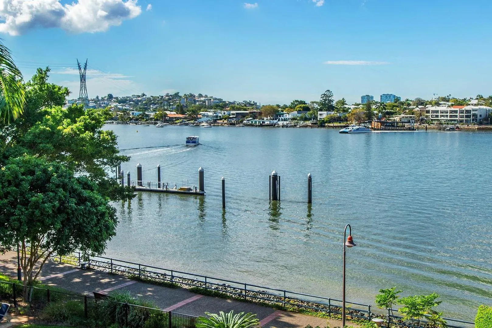 شقة Riverfront Woolstore Apt With Car Park, Pool And Ac بريزبين